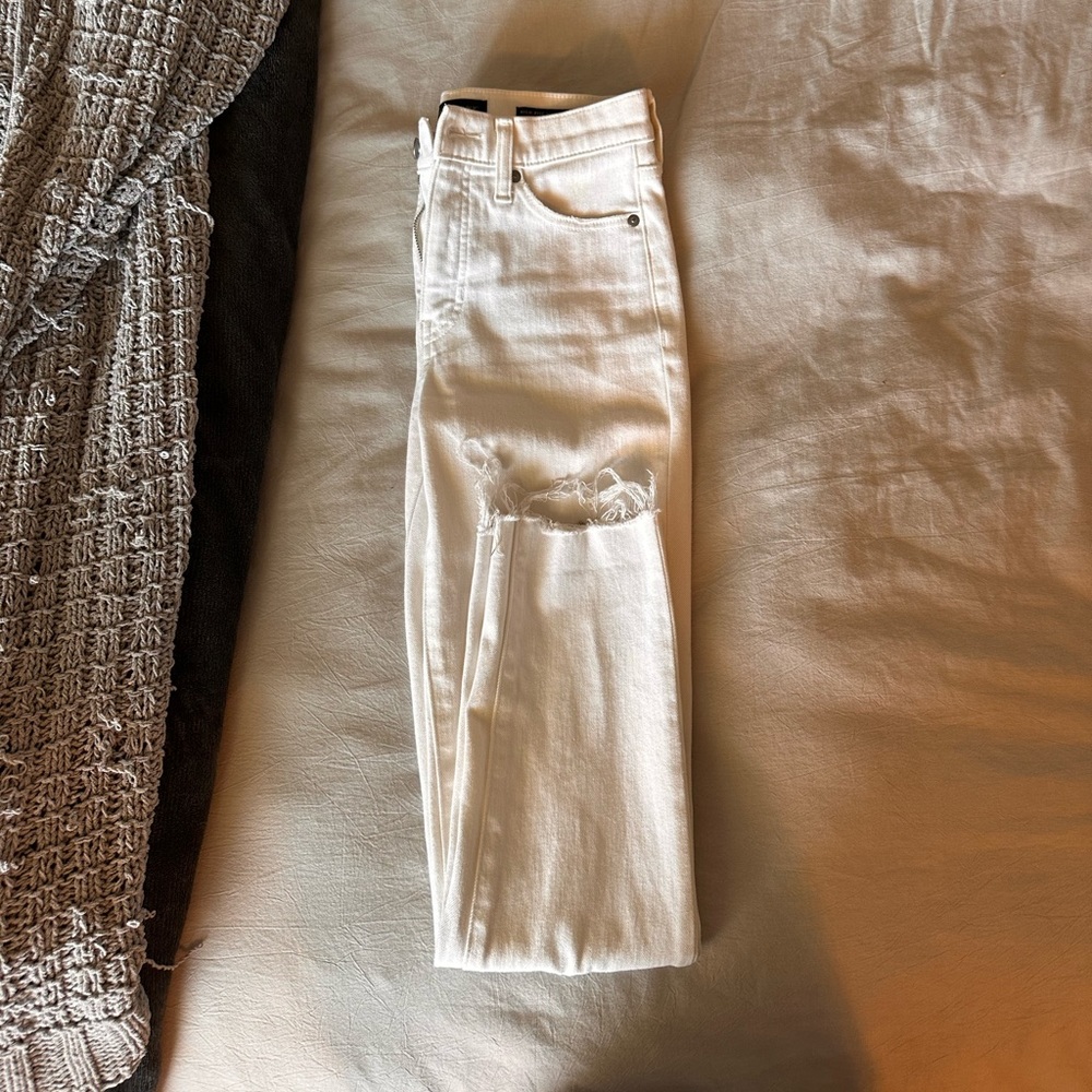 Banana republic straight leg white Jean